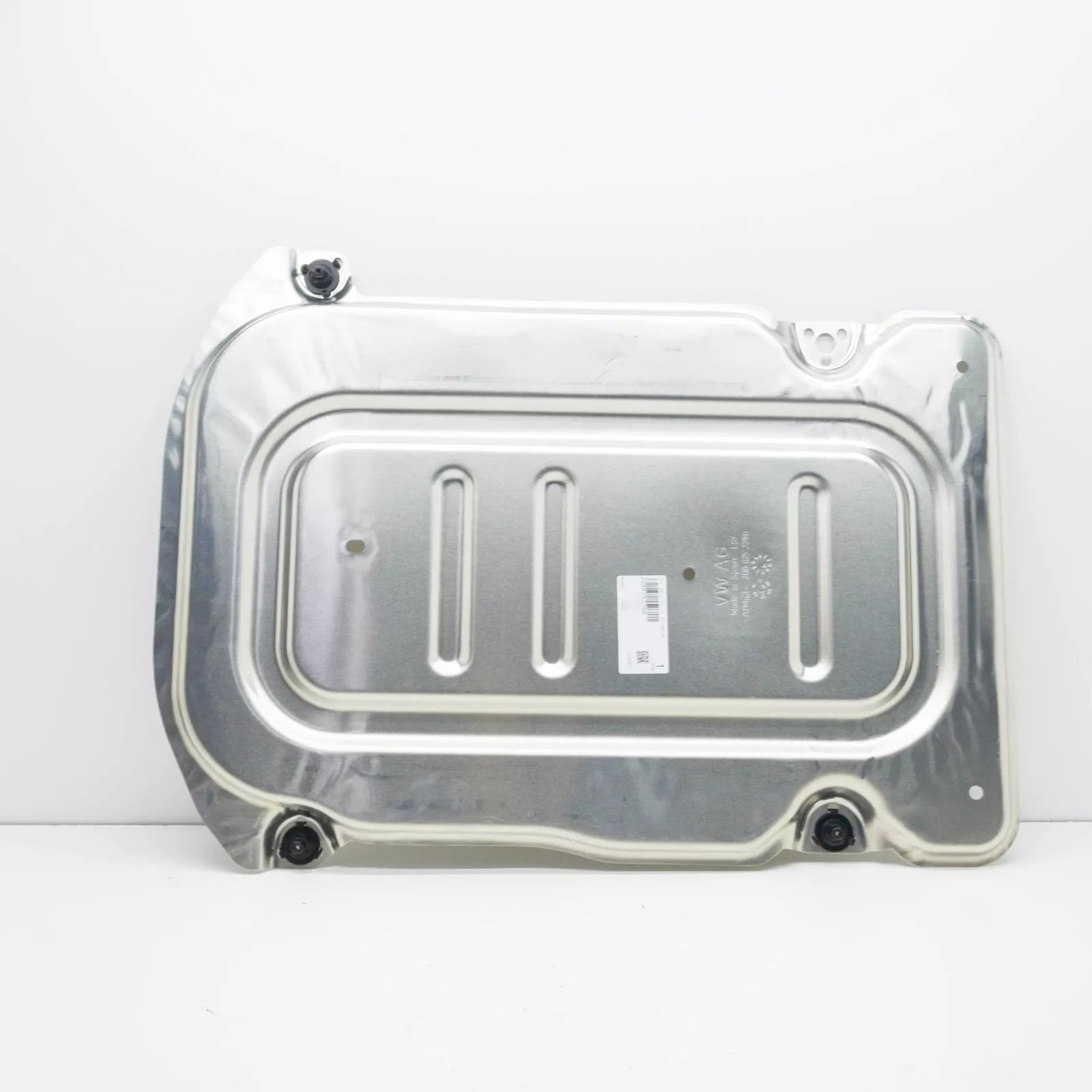 NEW VOLKSWAGEN POLO AW LEFT UNDERBODY TRIM 2Q0825229B