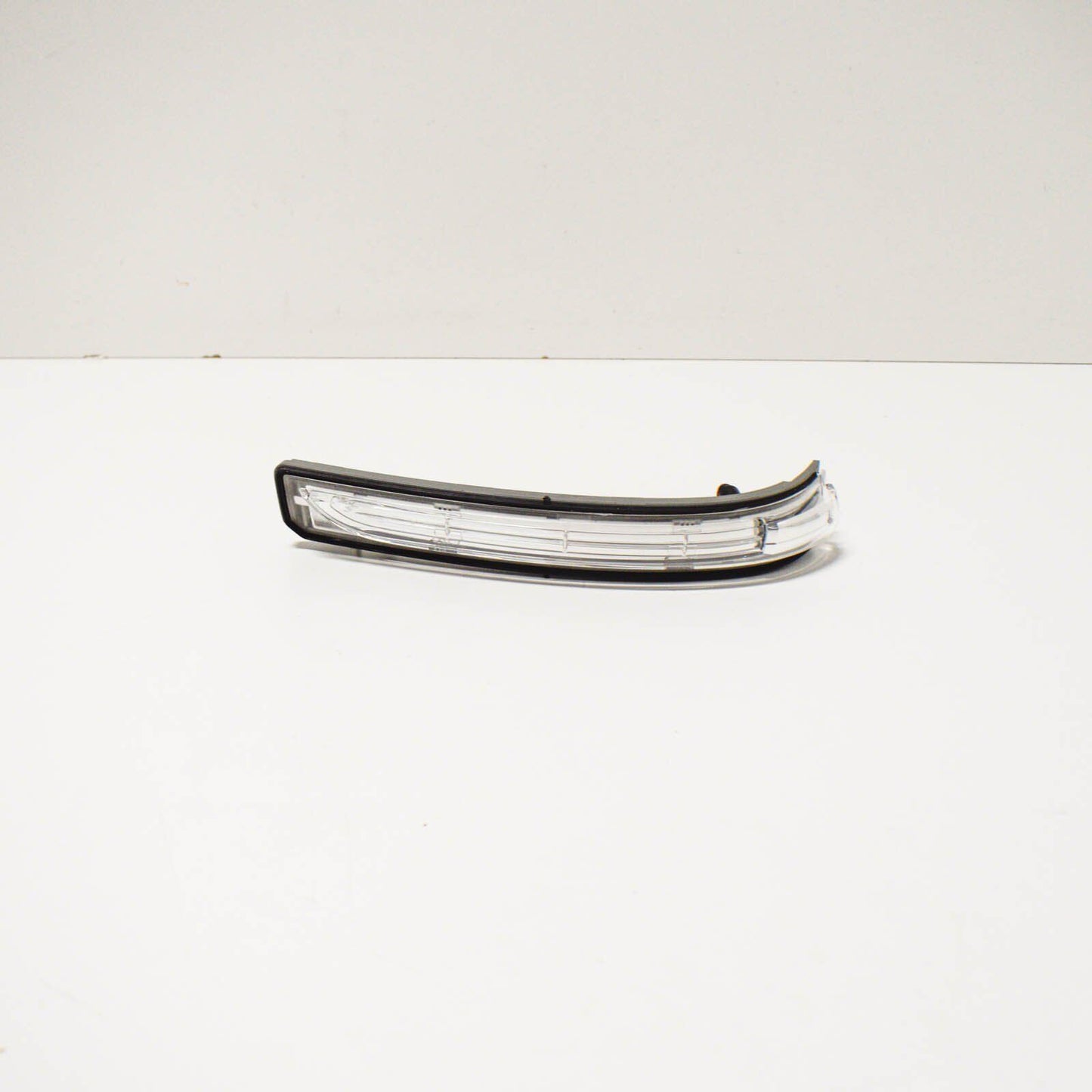 NEW MERCEDES BENZ A W169 LEFT MIRROR TURN SIGNAL A1698201121 ORIGINAL