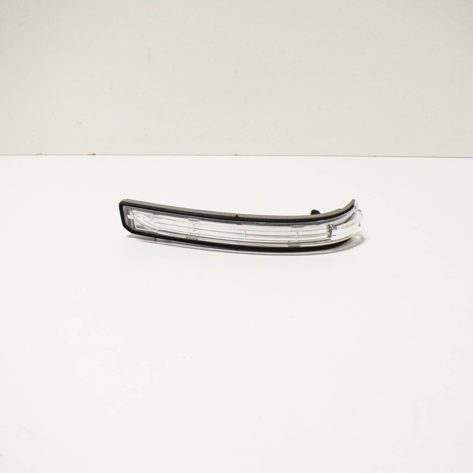 NEW MERCEDES BENZ A W169 LEFT MIRROR TURN SIGNAL A1698201121 ORIGINAL