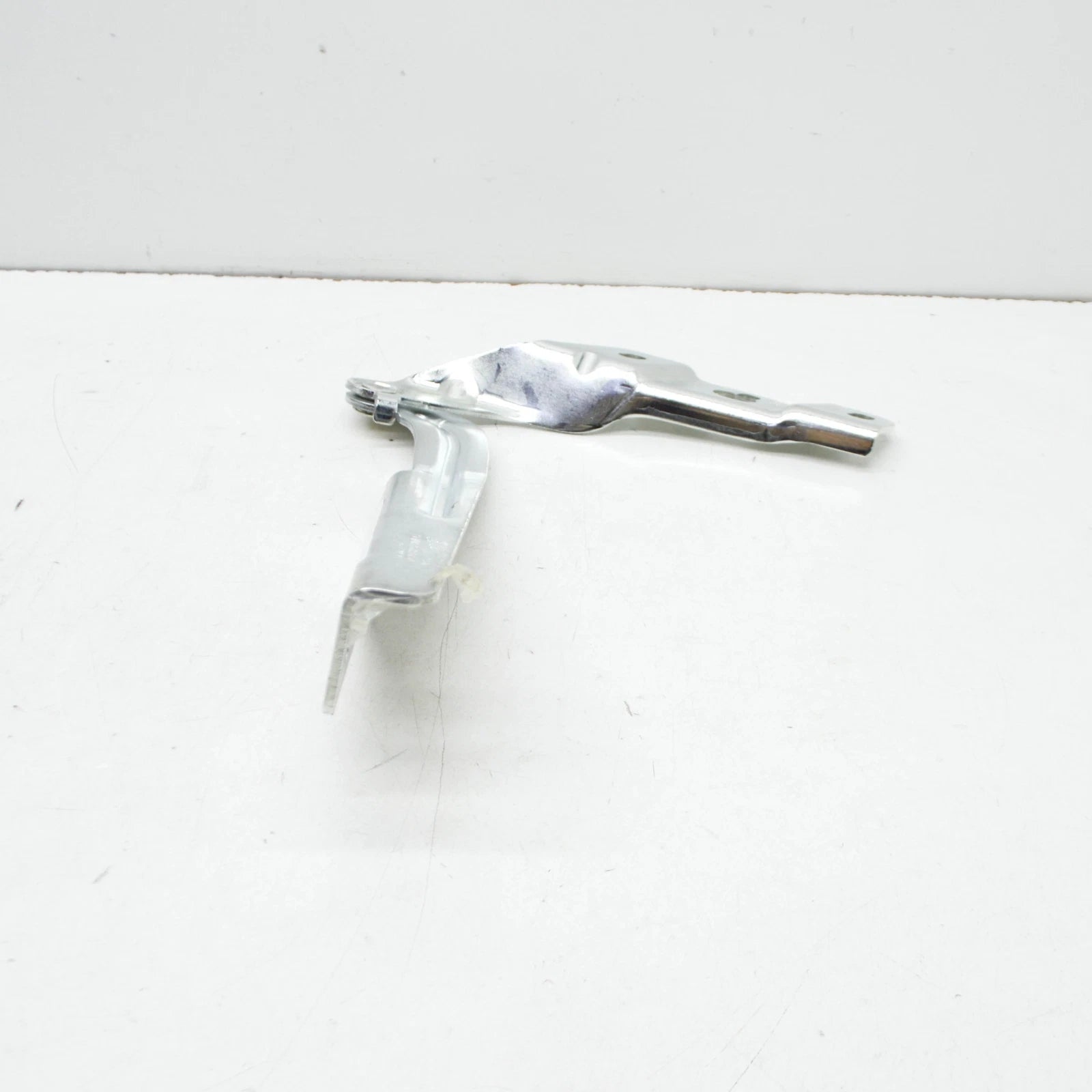 NEW VOLKSWAGEN CRAFTER SY FRONT LEFT BONNET HOOD HINGE 7C0823301C
