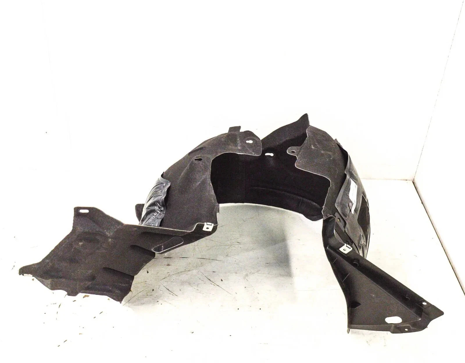 NEW MERCEDES-BENZ S W222 FRONT LEFT WHEEL HOUSING LINER A2226903102 ORIGINAL