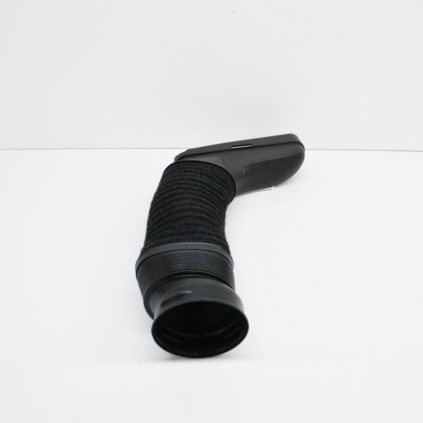 NEW MB E-CLASS W212 LEFT AIR INTAKE HOSE A2720903582 3.5 PETROL ORIGINAL