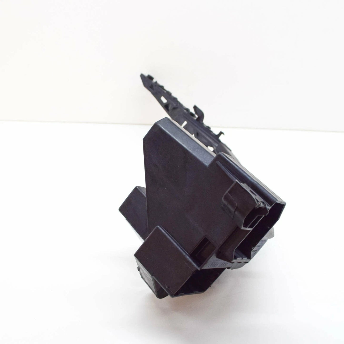 NEW AUDI Q3 12-18 FRONT LEFT MOUNTING FOR HEADLIGHT 8U0805607A