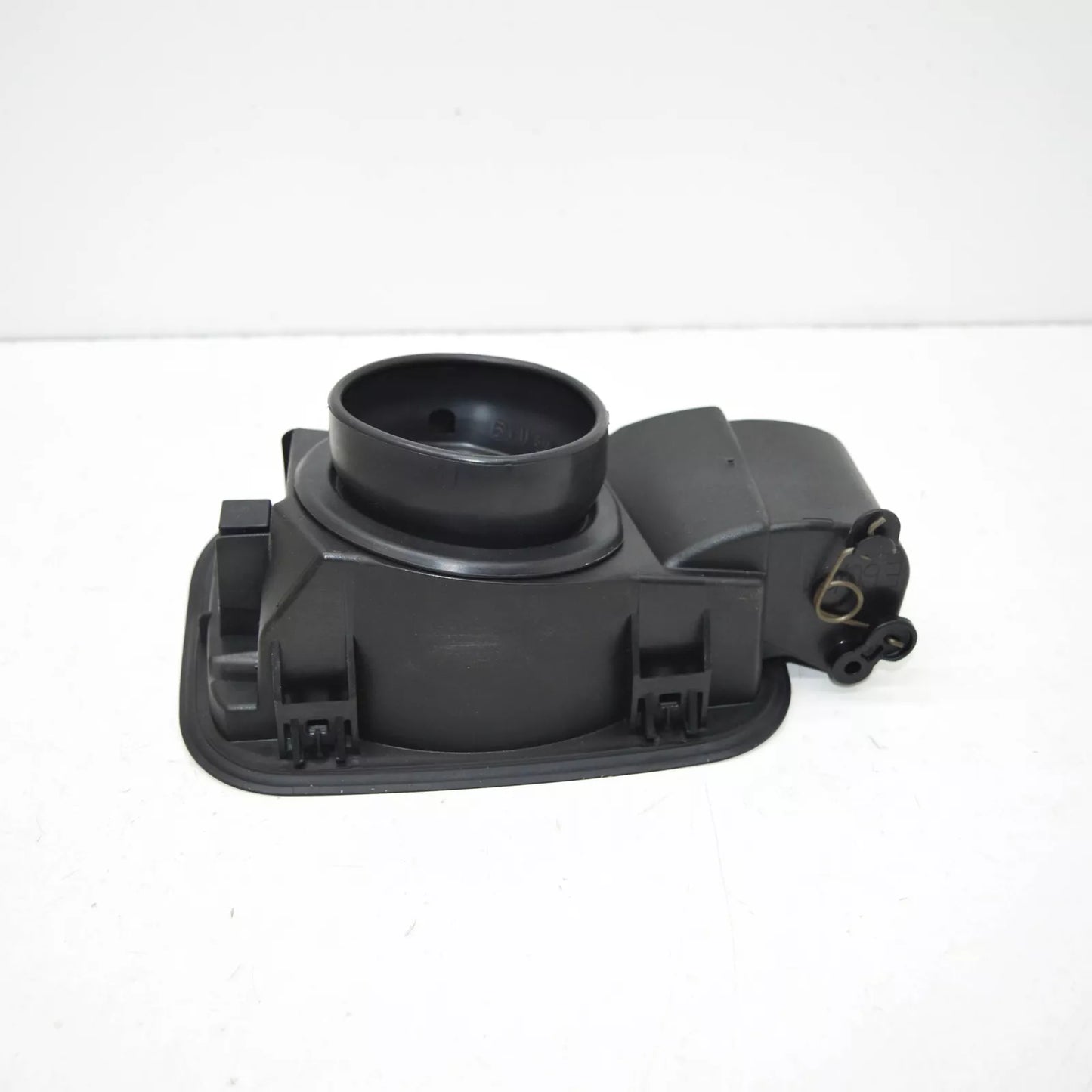 NEW BMW 5 E60 FUEL TANK COVER POT 7183712 51177183712 ORIGINAL