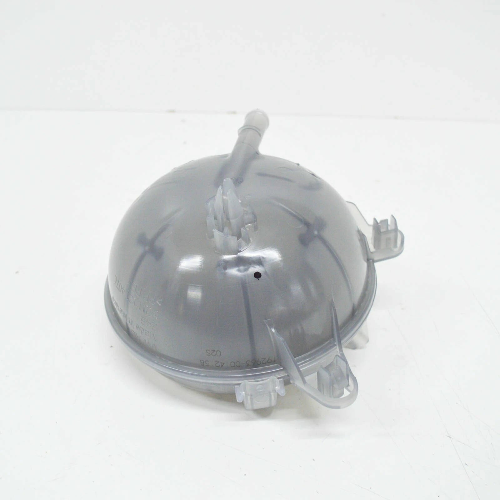NEW VOLKSWAGEN JETTA MK7 A7 ENGINE COOLANT TANK 5QM121407C