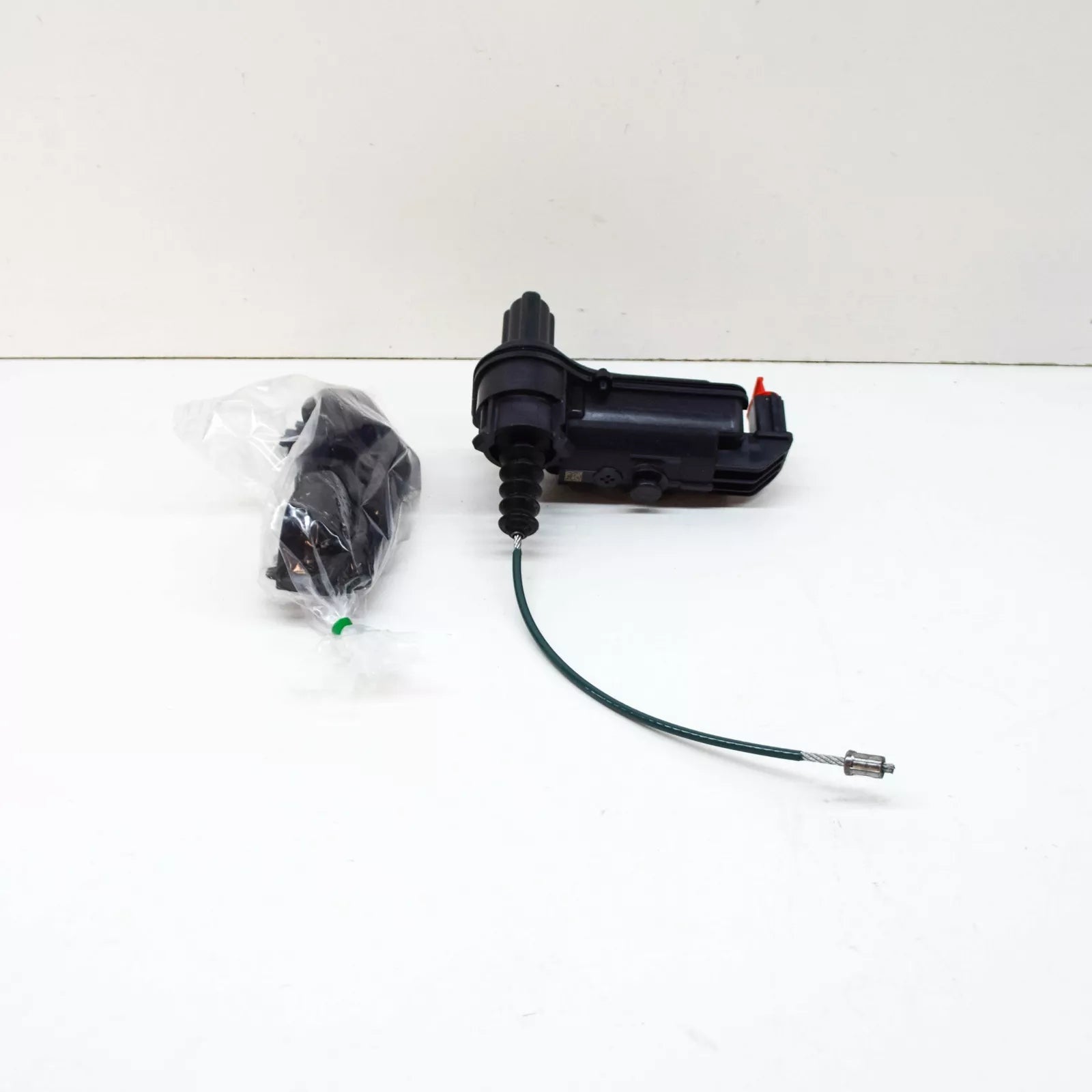 NEW VOLKSWAGEN ID.3 E11 SERVOMOTOR FOR PARKING LEFT 1EA927281