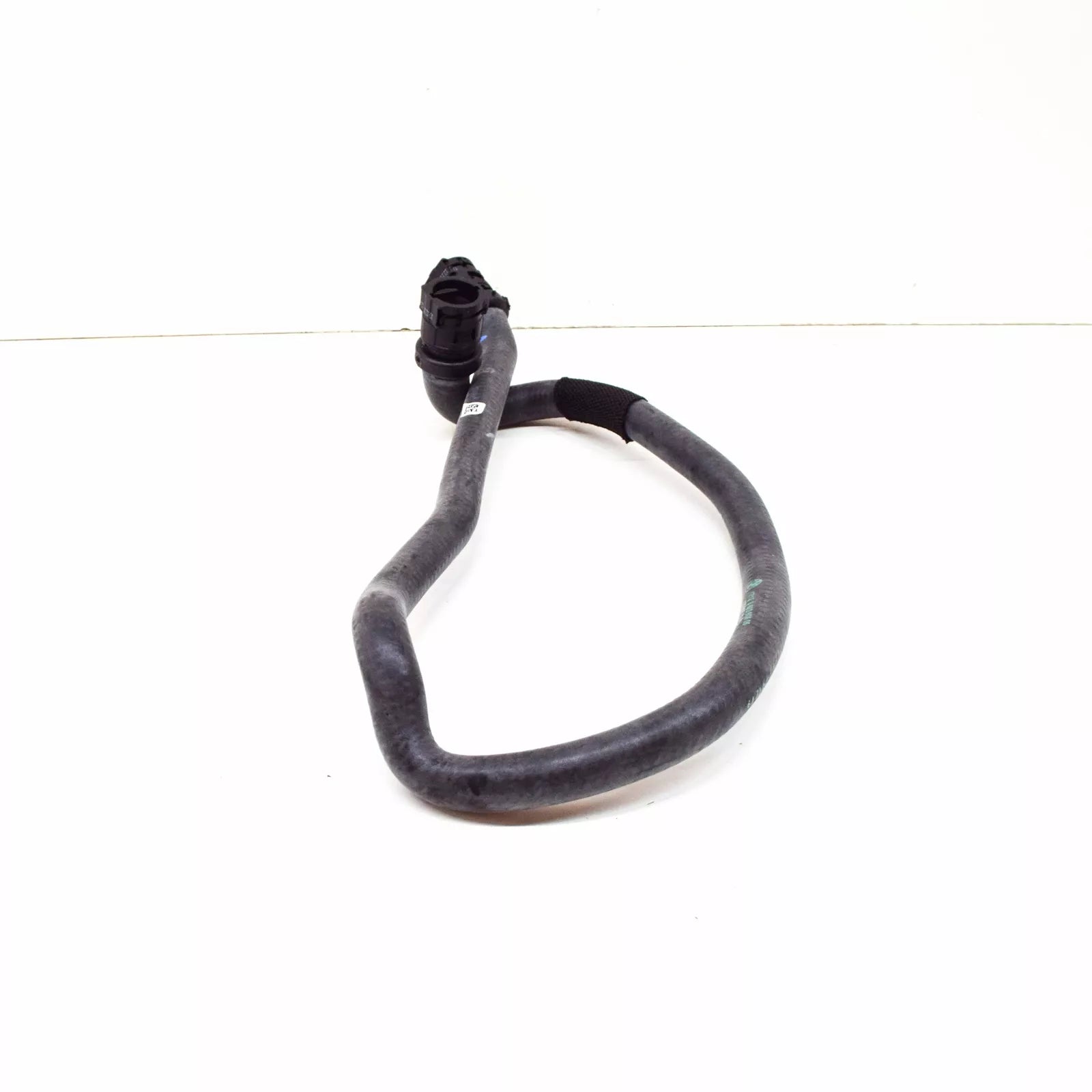 NEW BMW 5 G30 LEFT COOLANT RADIATOR WATER HOSE 17128602605 ORIGINAL