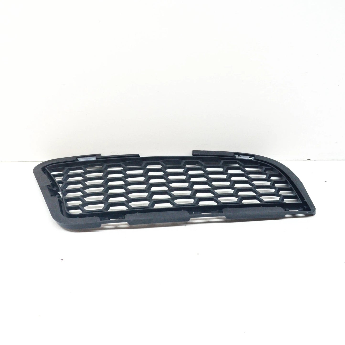 NEW BMW 5 F10 M FRONT LEFT BUMPER GRILLE 51118047393 8047393 ORIGINAL
