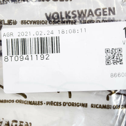 NEW AUDI A5 8F FRONT RIGHT HEADLIGHT SEAL GASKET 8T0941192B