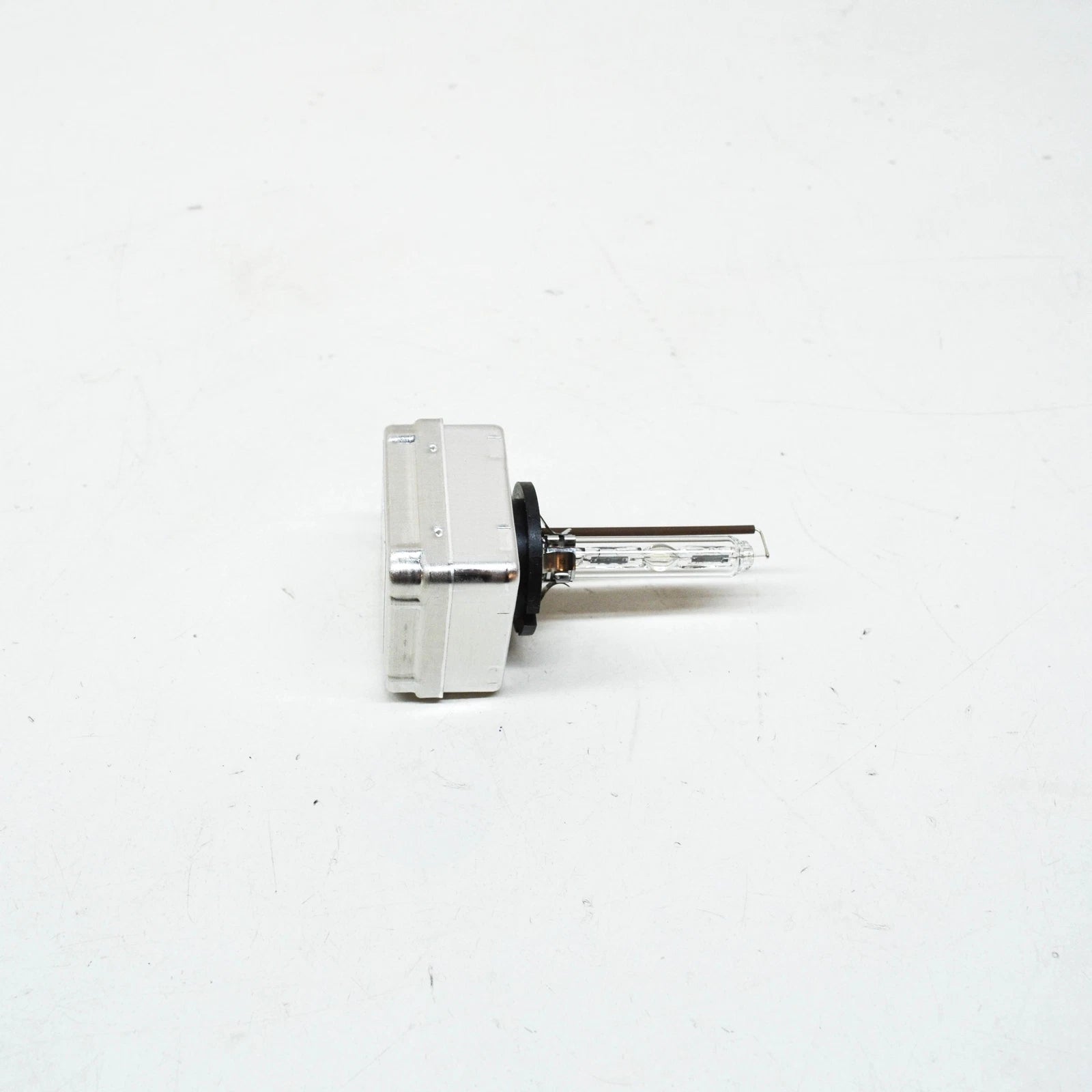 NEW BMW E90 E60 F10 X1 X3 X5 X6 Z4 HEADLIGHT BULB BI XENON 63217217509 7217509