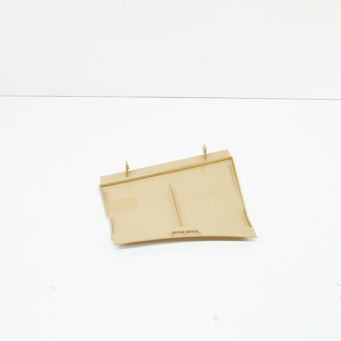 NEW MB CLS C219 FRONT LEFT DOOR TRIM PANEL FACING A21972705288K67 ORIGINAL