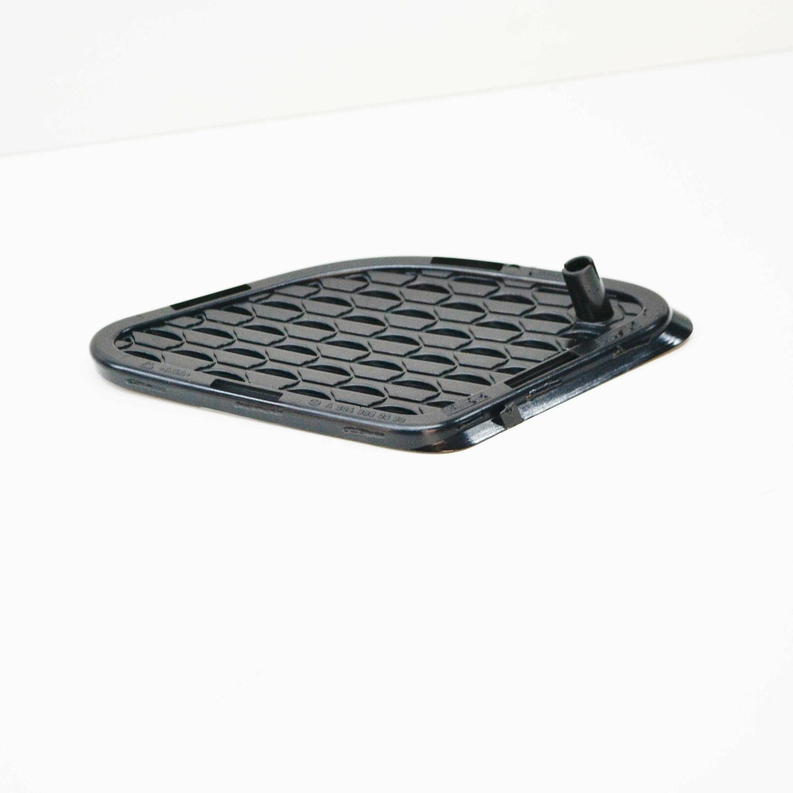 NEW MB C-CLASS W204 FRONT AMG BUMPER LOWER LEFT GRILLE A2048850553 2010 ORIGINAL