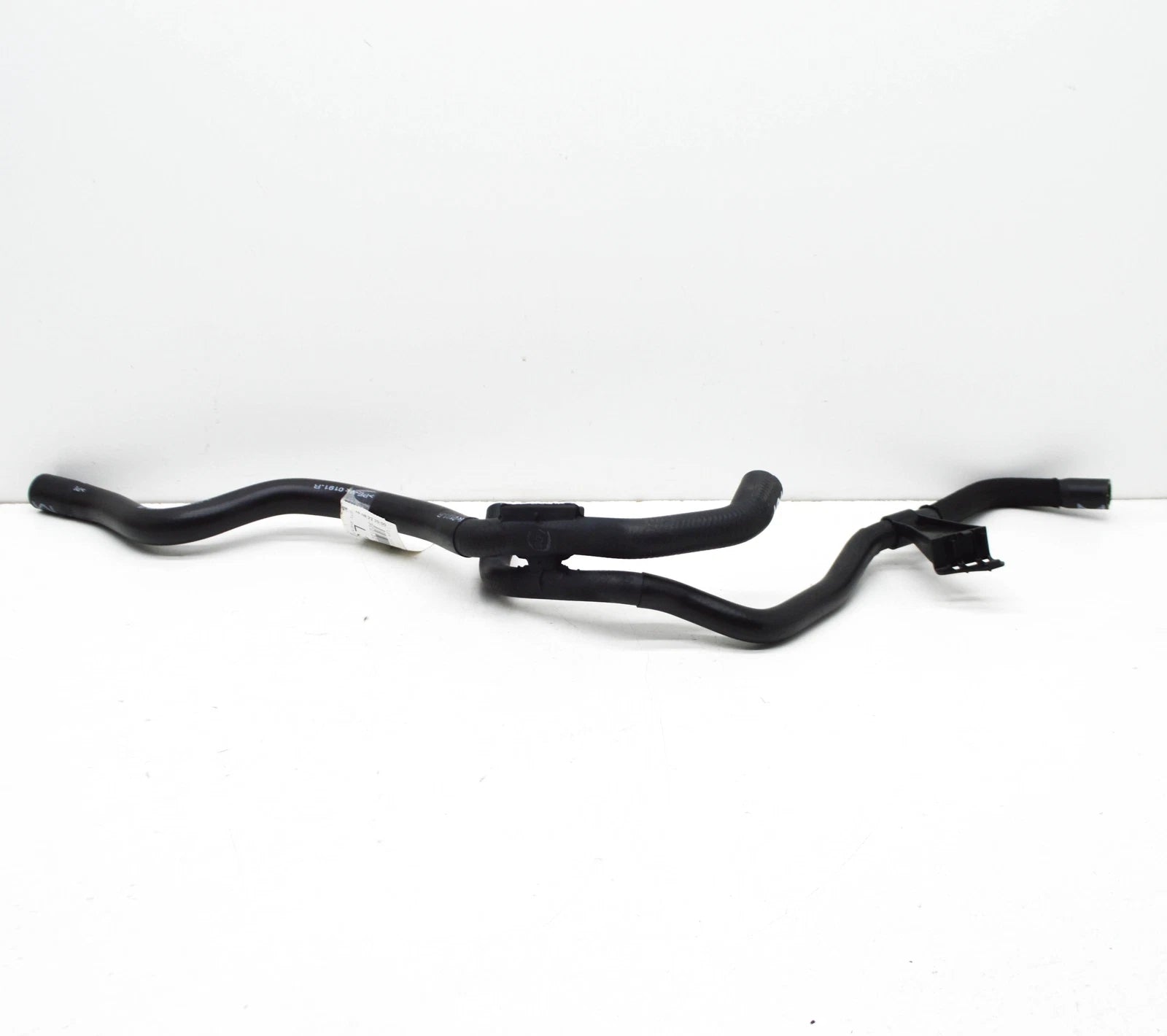 NEW VOLKSWAGEN JETTA MK4 1K5 ENGINE COOLING HOSE 3C0122101EN