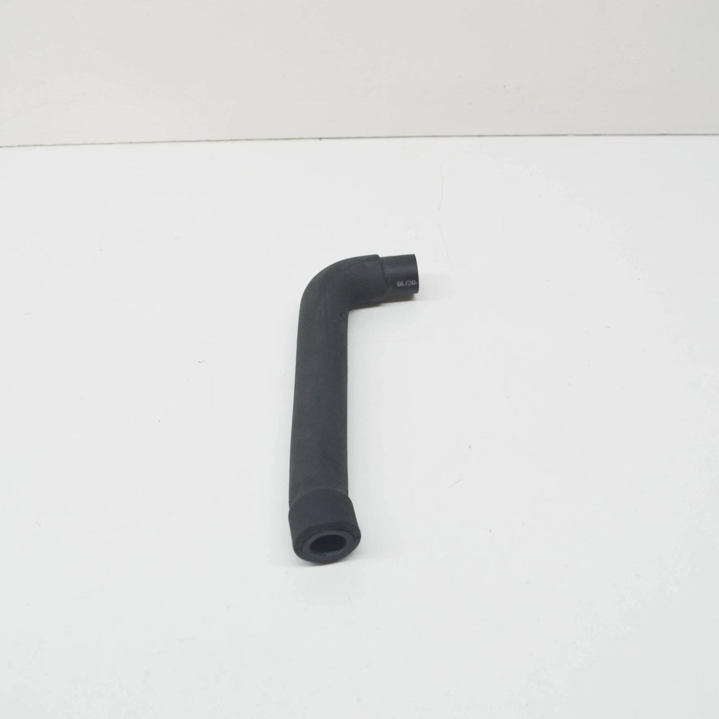 NEW BMW 7 E65 CRANKCASE VENT HOSE 11157514817 7514817 ORIGINAL