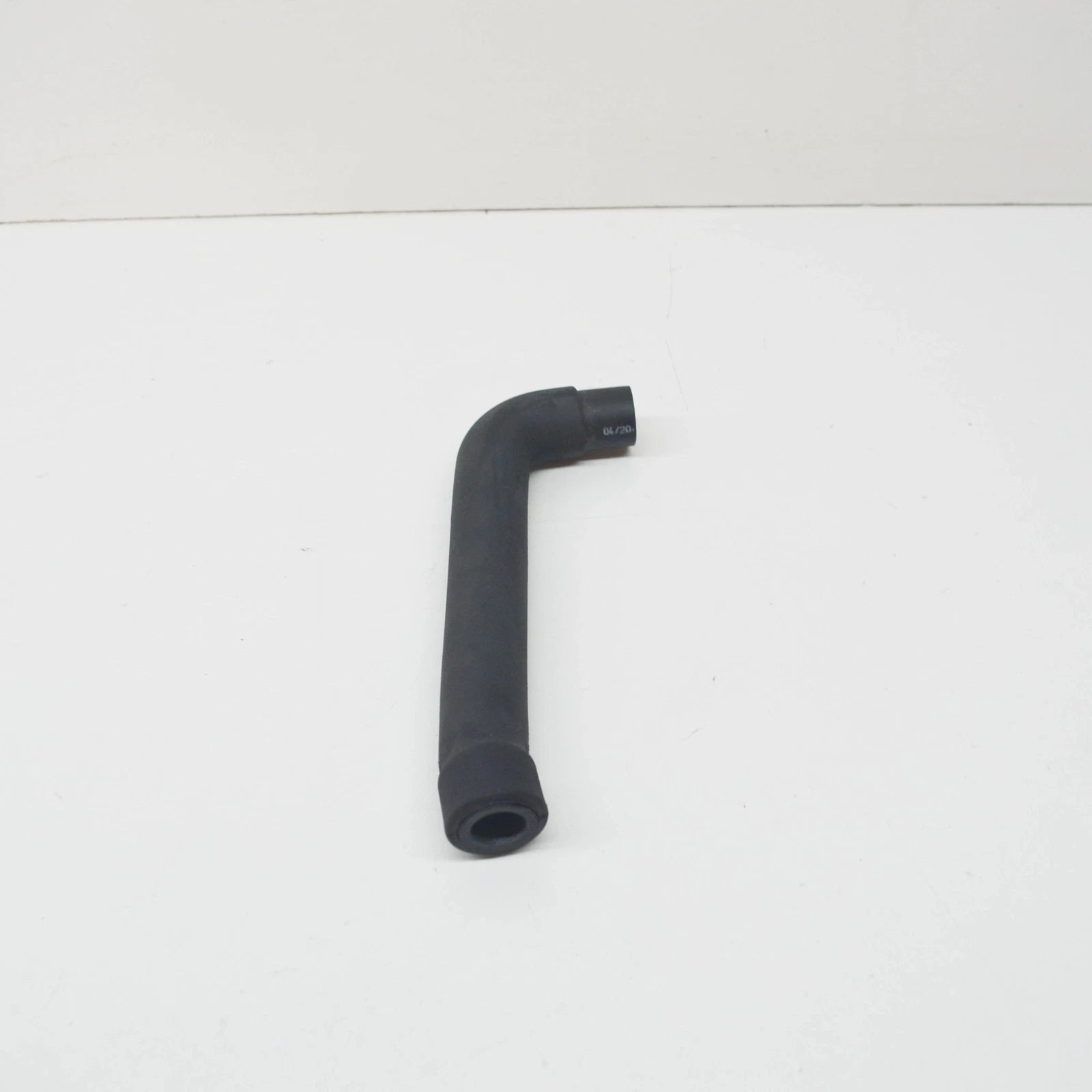 NEW BMW 7 E65 CRANKCASE VENT HOSE 11157514817 7514817 ORIGINAL