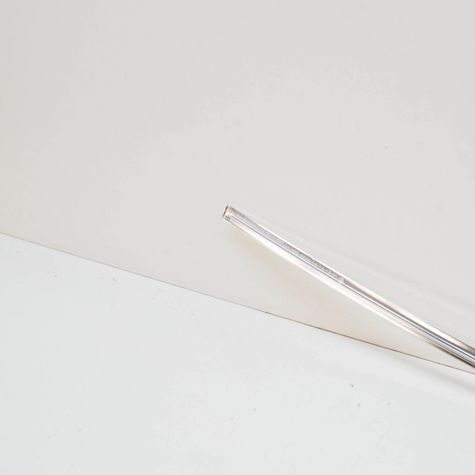 NEW MERCEDES-BENZ S W222 REAR LEFT DOOR WINDOW TRIM STRIP A2226989700 ORIGINAL