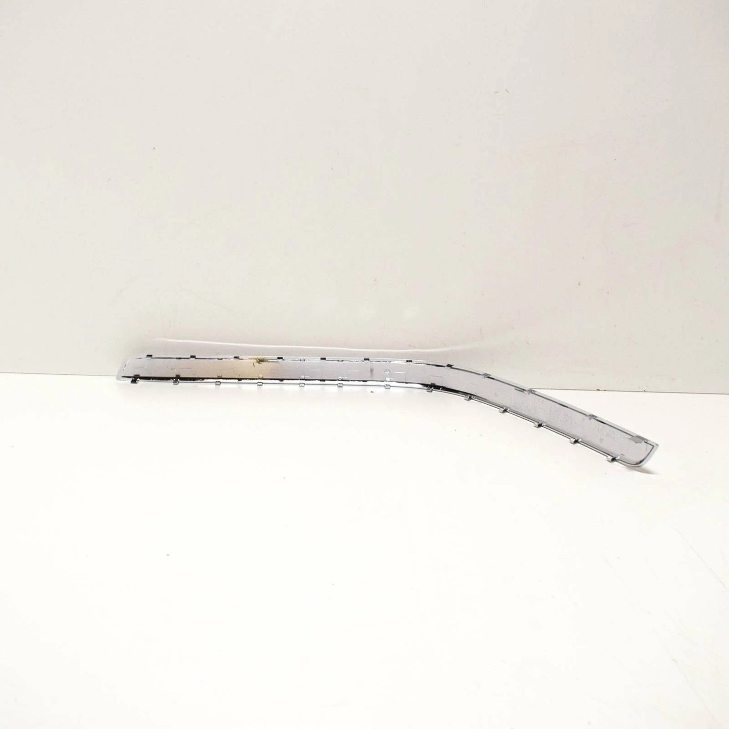 NEW MERCEDES-BENZ GLK X204 REAR LEFT BUMPER MOLDING A2048851921