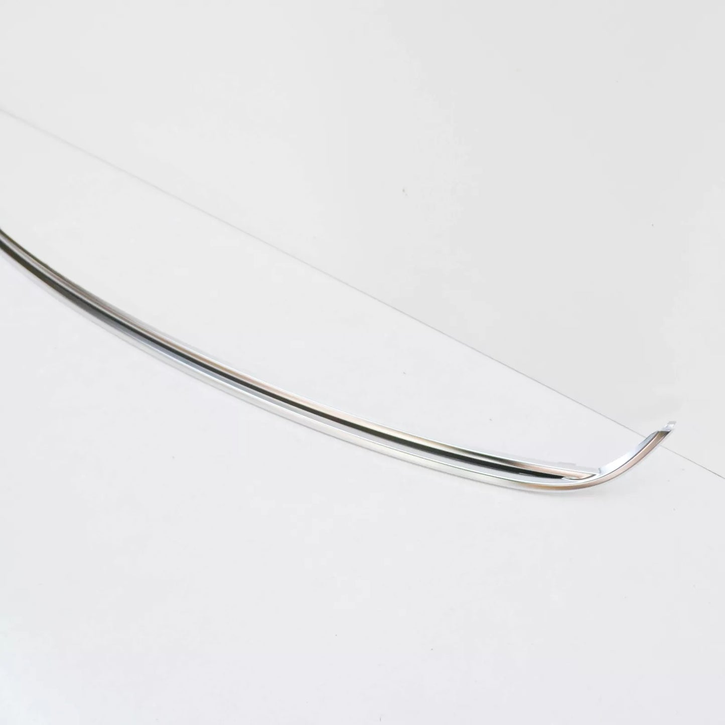 NEW AUDI Q5 8R REAR BUMPER CHROME TRIM 8R08074433Q7 ORIGINAL