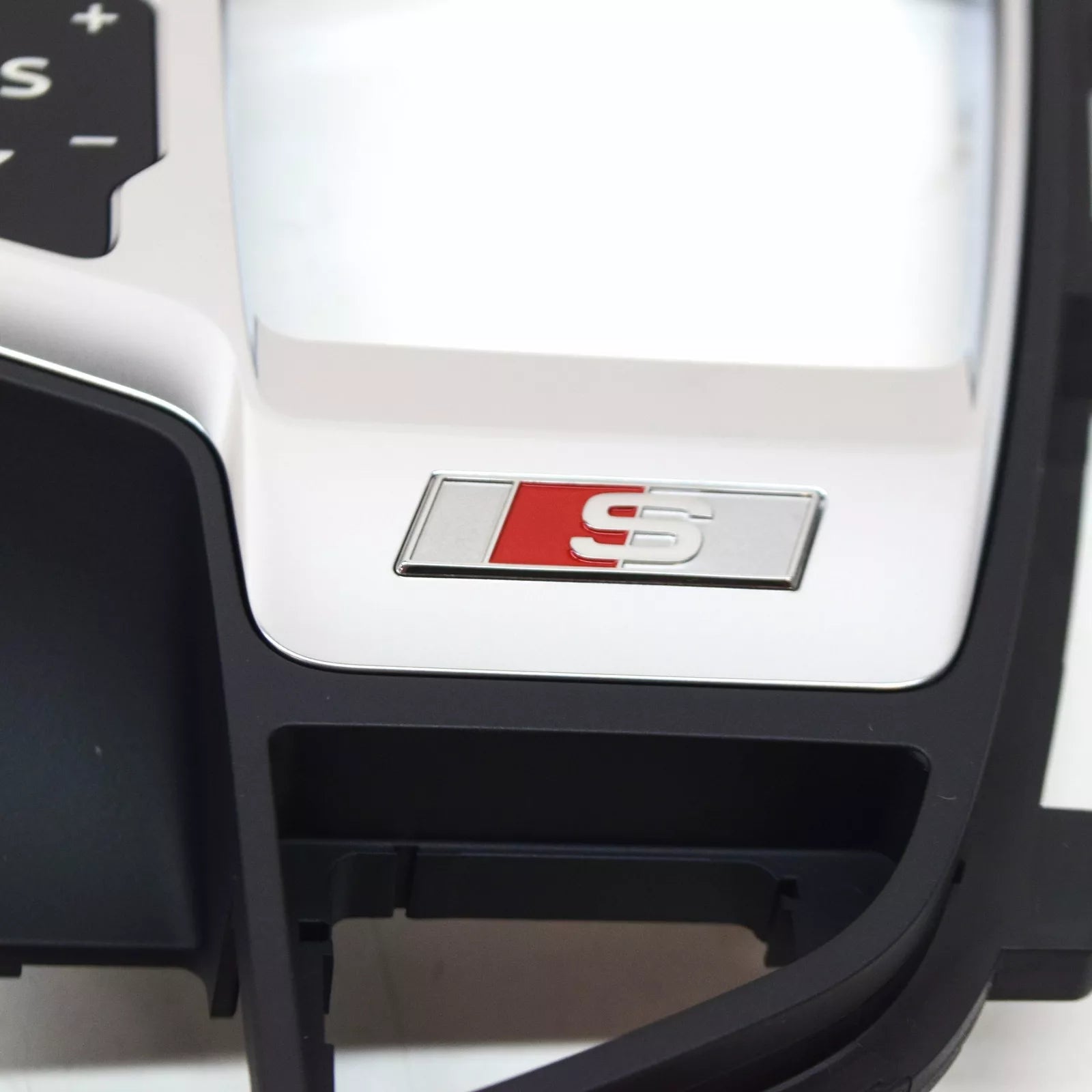 NEW AUDI A5 8W6 AUTO GEAR SHIFT LEVEL COVER TRIM LHD 8W1713111BESX