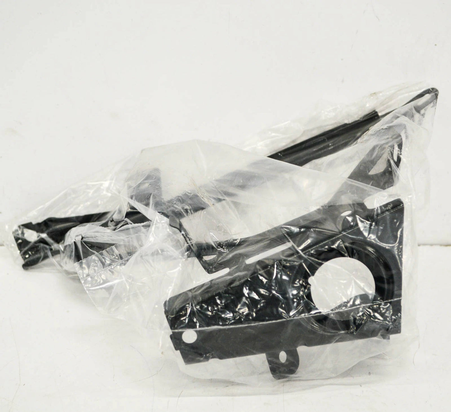 NEW BMW 7 F01 FRONT SIDE PANEL LEFT FENDER MOUNT BRACKET 41357207185 ORIGINAL