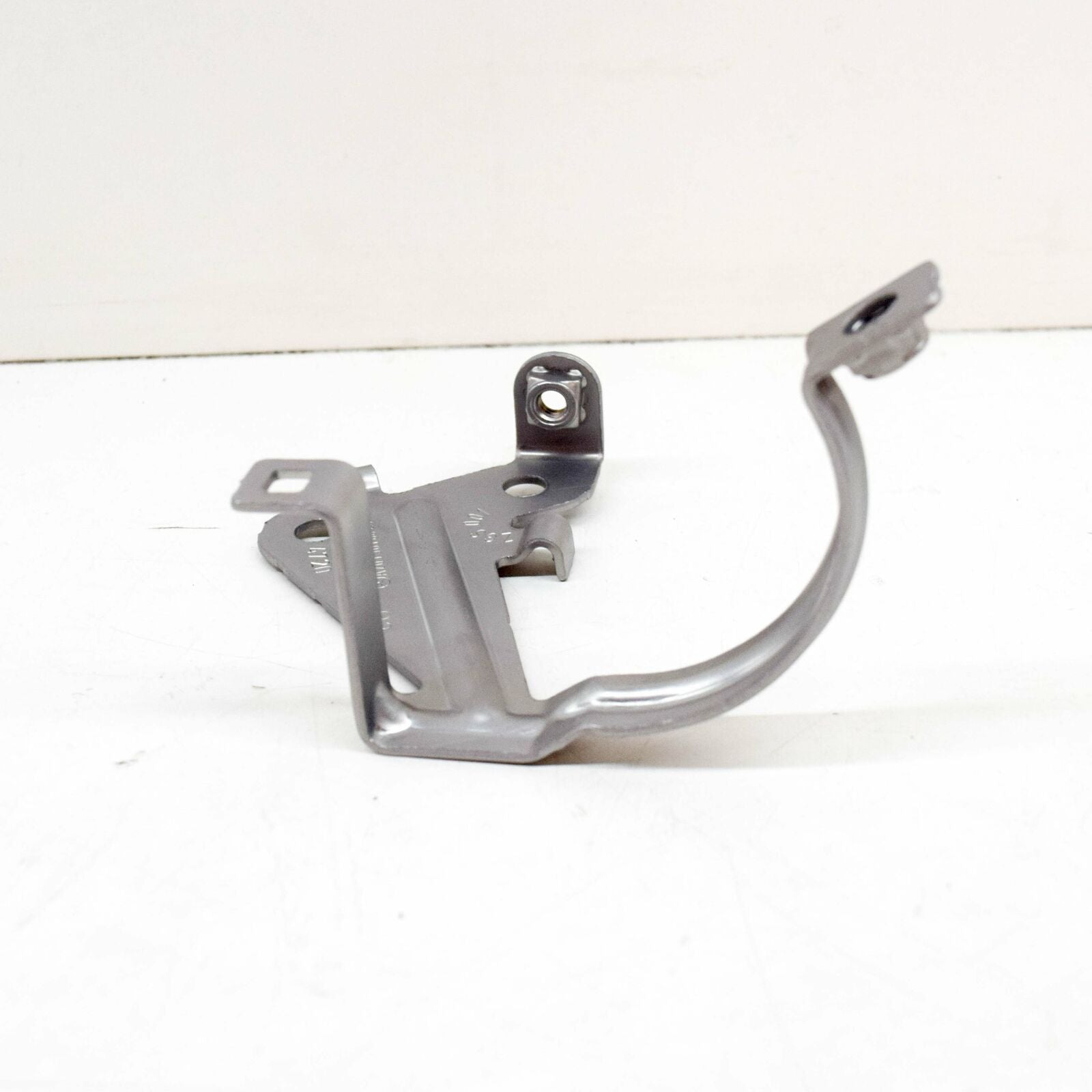 NEW MERCEDES-BENZ C COUPE C205 WATER PUMP HOLDER A2055016020 2015 ORIGINAL