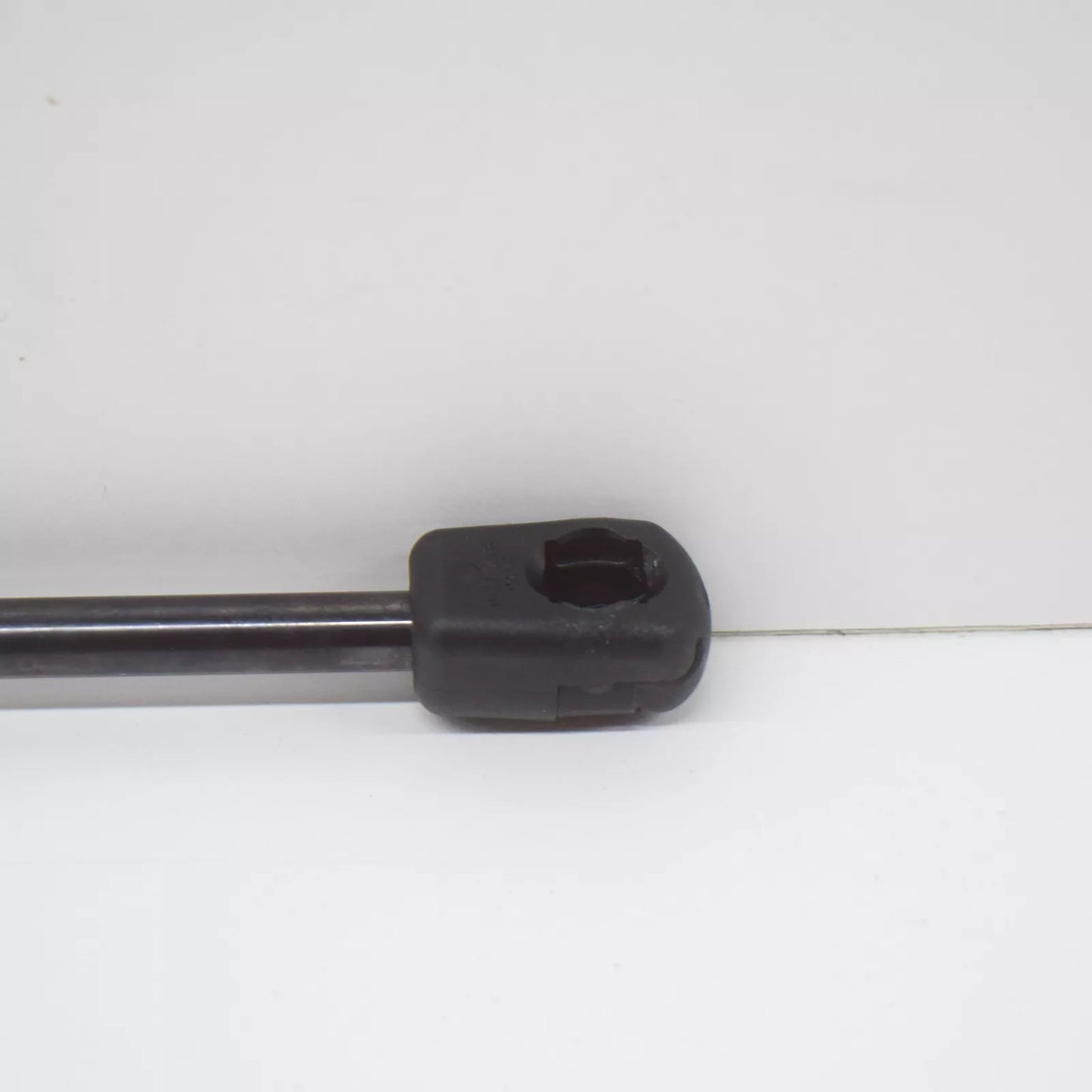 NEW AUDI A4 B8 HYDRAULIC BONNET STRUT LIFTER 8T0823359 ORIGINAL