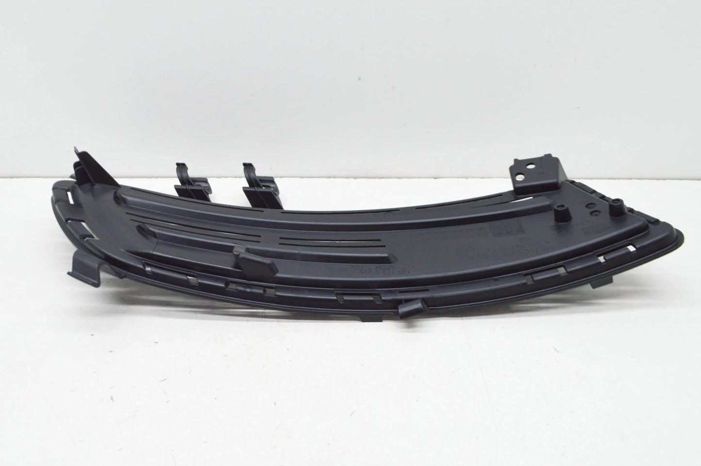 NEW MERCEDES-BENZ A-CLASS W176 FRONT BUMPER RIGHT GRILLE A1768851622