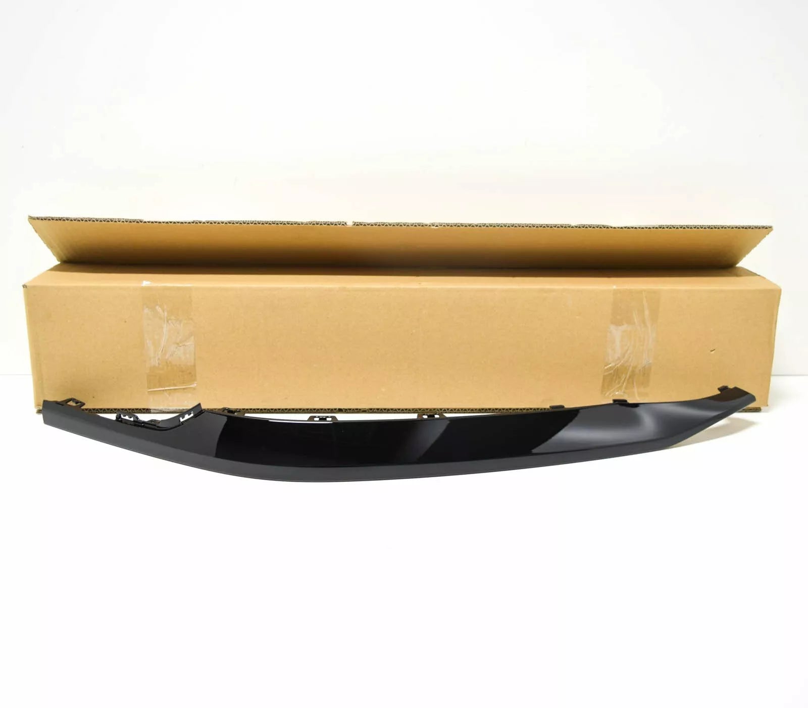 NEW AUDI A8 4N D5 FRONT RIGHT BUMPER MOLDING TRIM 4N0853334BY9B