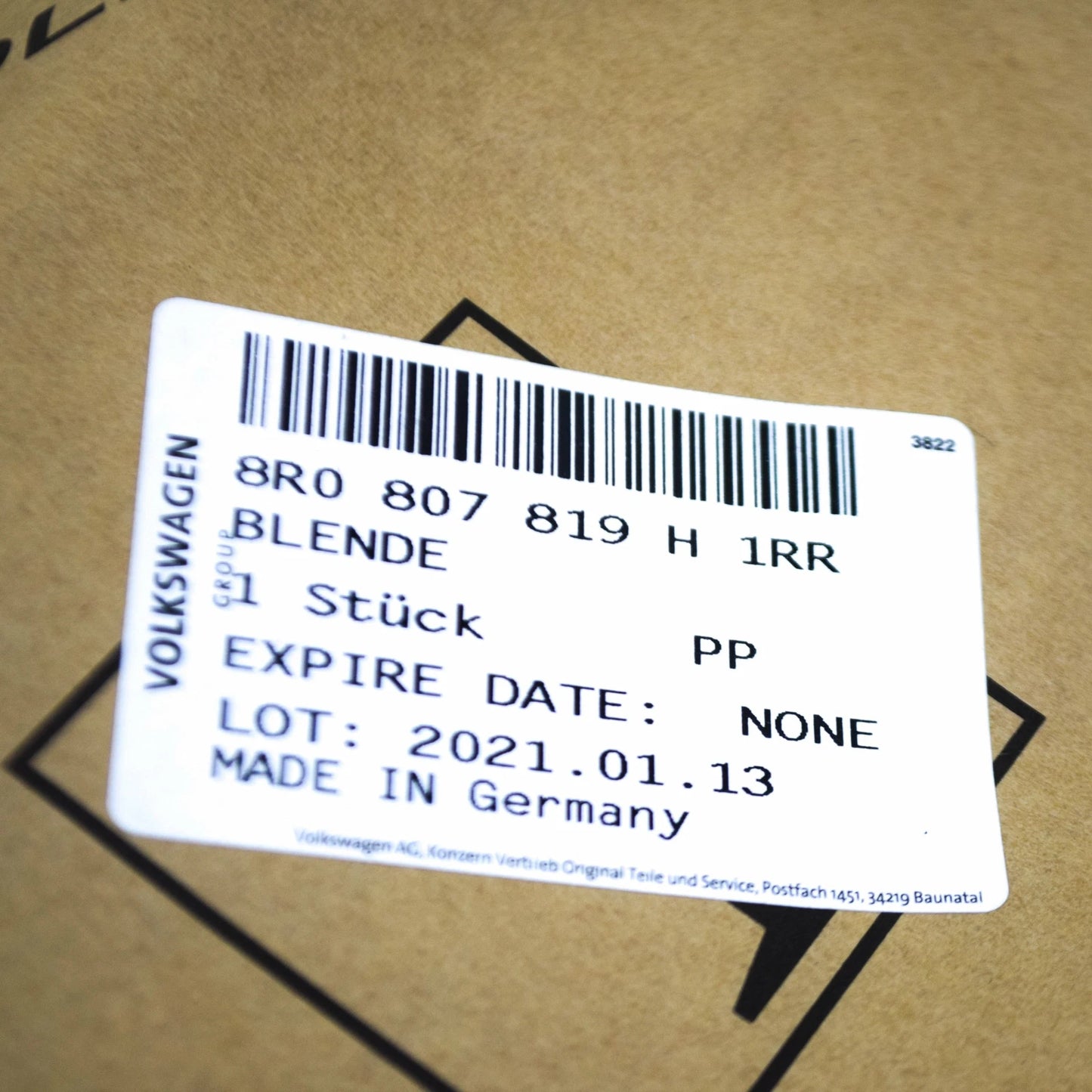 NEW AUDI Q5 8R REAR BUMPER TOW EYE COVER 8R0807819H1RR 2015