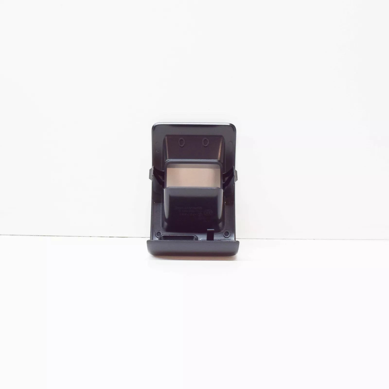 NEW VW GOLF MK5 REAR SPLIT SEAT BACKREST RIGHT LOCK TRIM 1K0885894A82V ORIGINAL