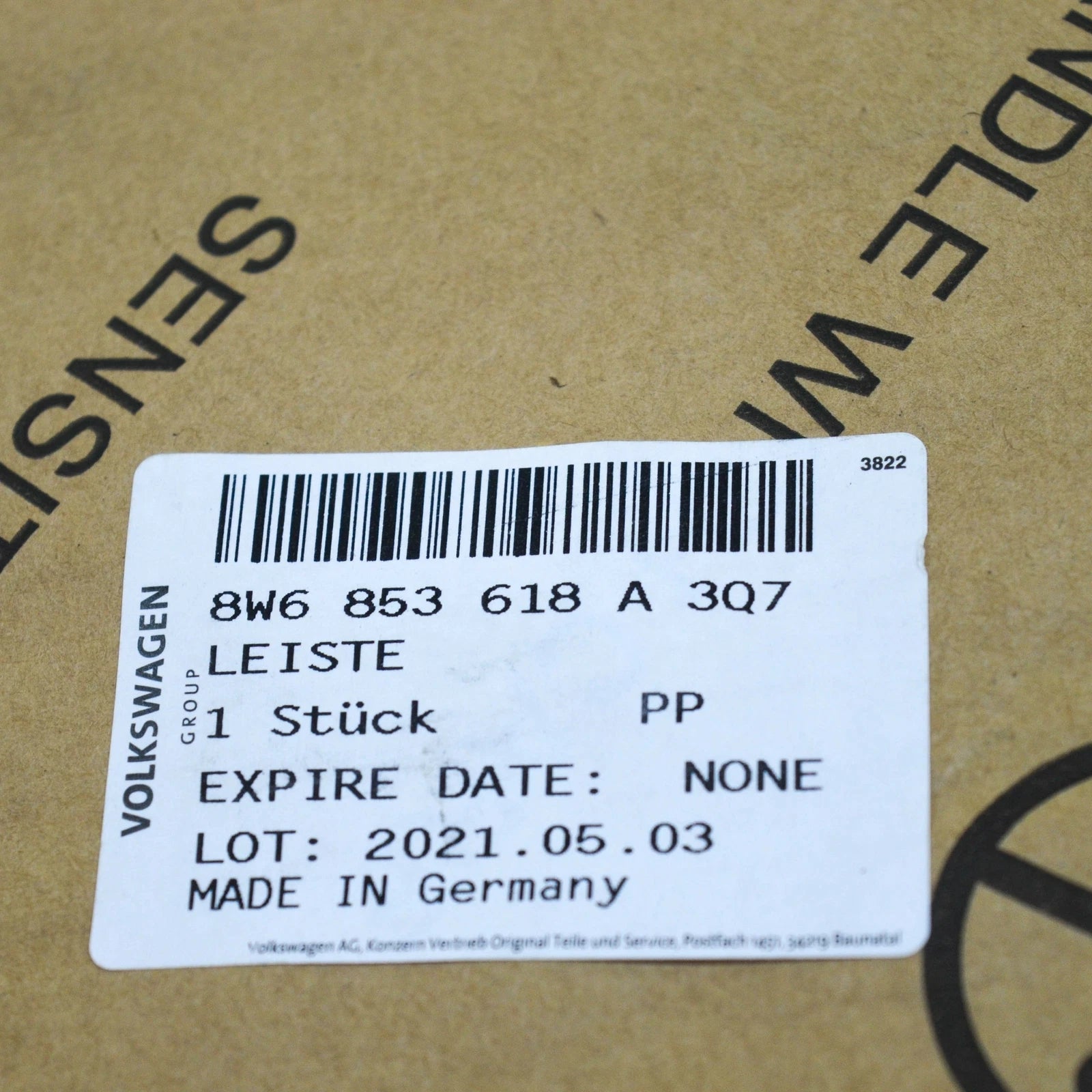 NEW AUDI A5 8W6 CABRIO FRONT BUMPER CENTER LOWER MOLDING 8W6853618A3Q7