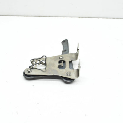 NEW BMW 5 G30 THERMOSTAT HOLDER BRACKET 17228624268 ORIGINAL