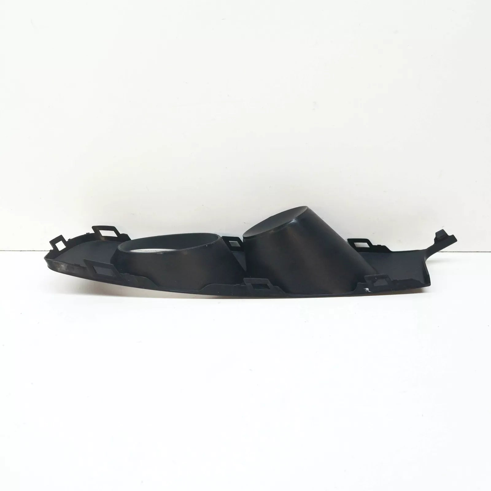 NEW VW TOUAREG 7P FRONT BUMPER RIGHT FOG LIGHT GRILLE 7P6807490D9B9