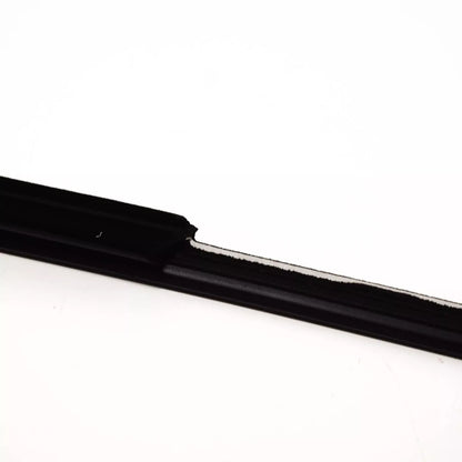 NEW BMW 5 E34 FRONT RIGHT DOOR OUTER WEATHER STRIP 51211944346 ORIGINAL