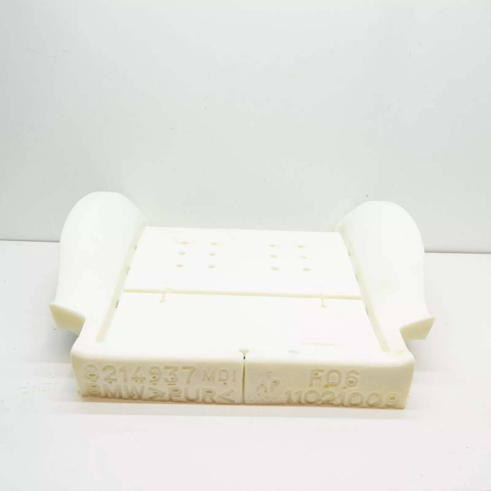 NEW BMW 3 E46 FRONT SEAT BOTTOM FOAM 8214937 52108214937 ORIGINAL