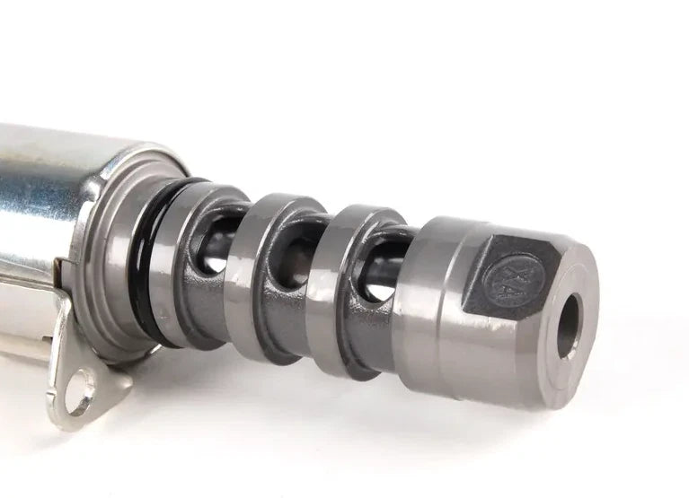 NEW AUDI A6 AVANT C6 CAMSHAFT ADJUSTMENT VALVE 06E109257AA ORIGINAL