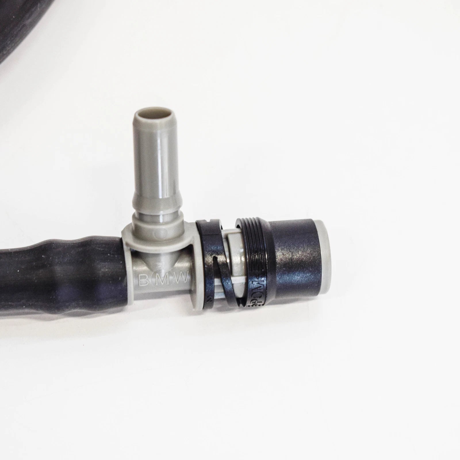 NEW BMW 1 F21 HEADLIGHT CLEANING SYSTEM PIPE HOSE 61678048972 ORIGINAL