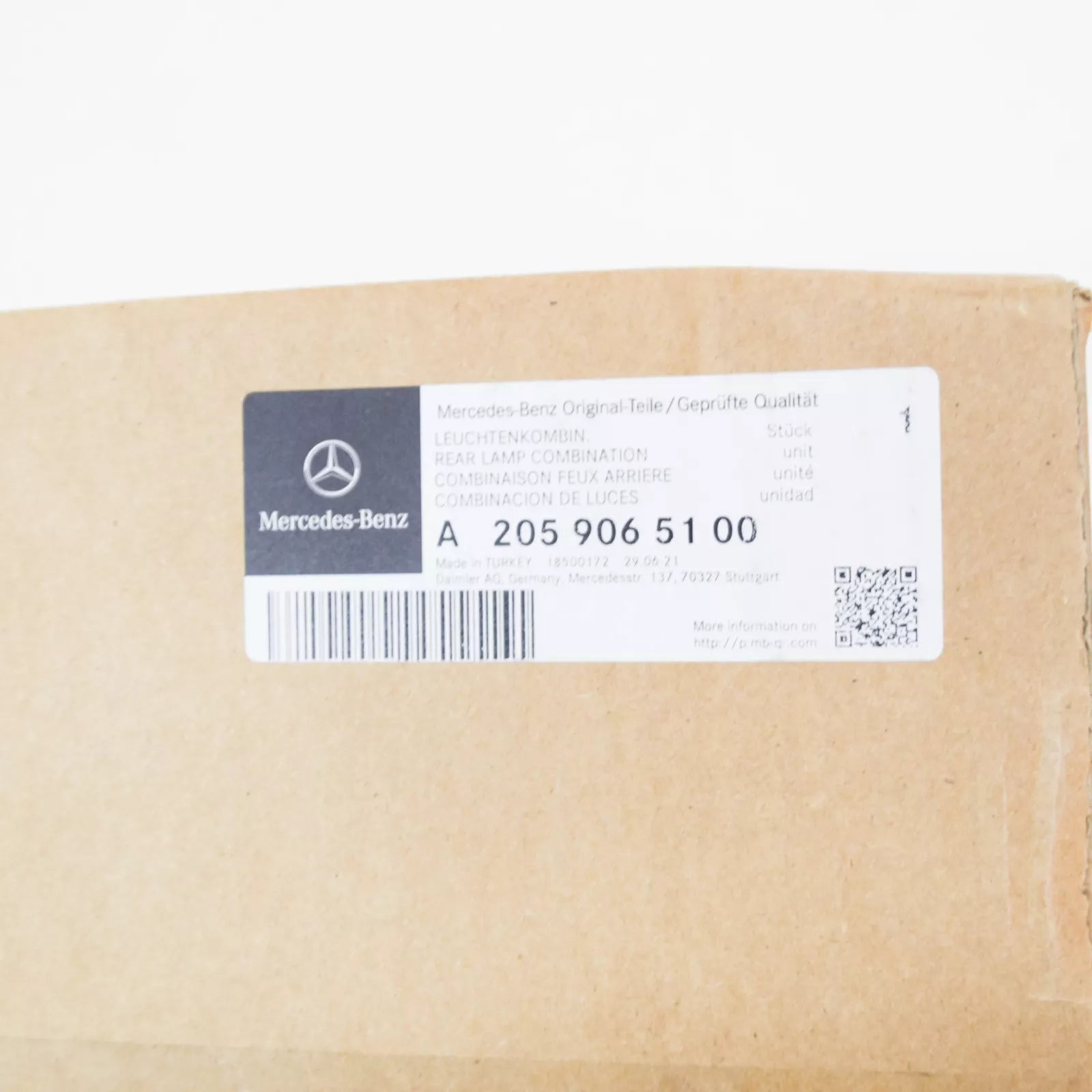 NEW MERCEDES-BENZ C T-MODEL S205 REAR LEFT TAIL LIGHT A2059065100 ORIGINAL