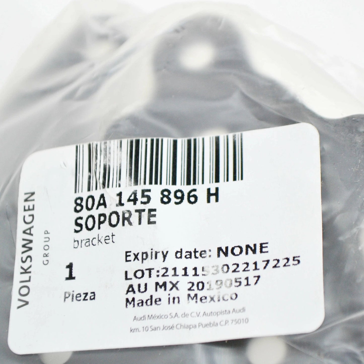 NEW AUDI Q5 80A ENGINE WATER PUMP BRACKET RIGHT 80A145896H ORIGINAL