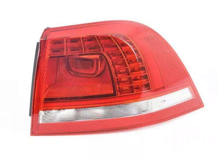 NEW VOLKSWAGEN TOUAREG 7P REAR RIGHT OUTER LED TAILLIGHT 7P6945208A ORIGINAL