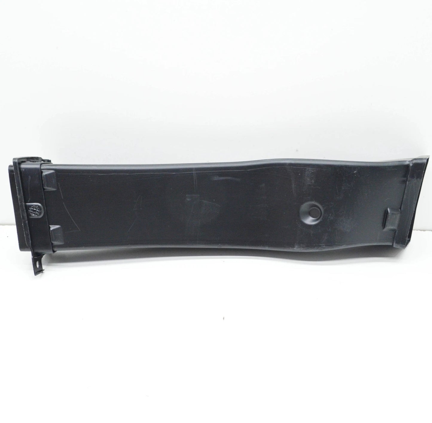 NEW BMW I8 I12 FRONT RIGHT RADIATOR SUPPORT AIR DUCT 51747336226 7336226