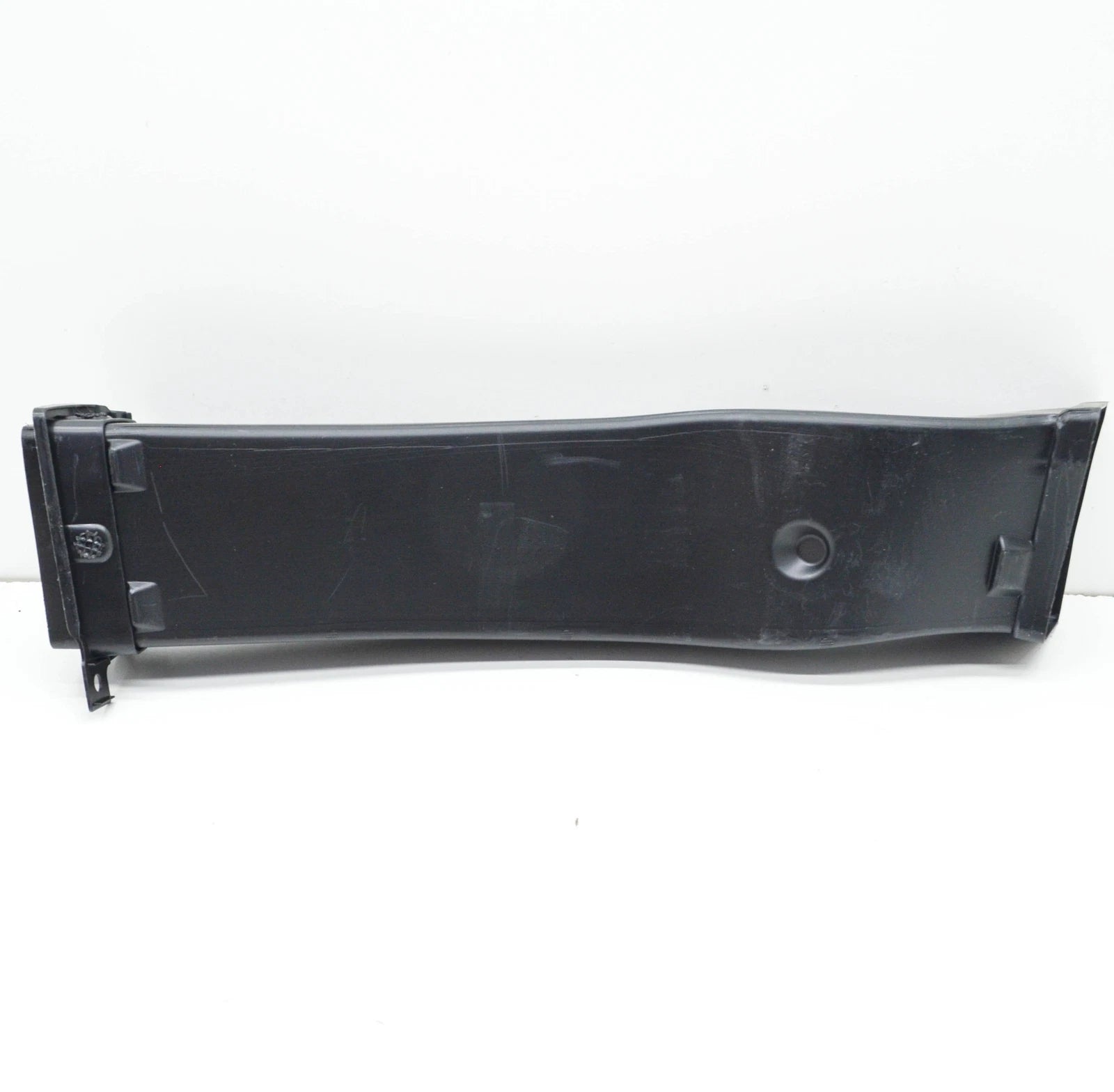 NEW BMW I8 I12 FRONT RIGHT RADIATOR SUPPORT AIR DUCT 51747336226 7336226