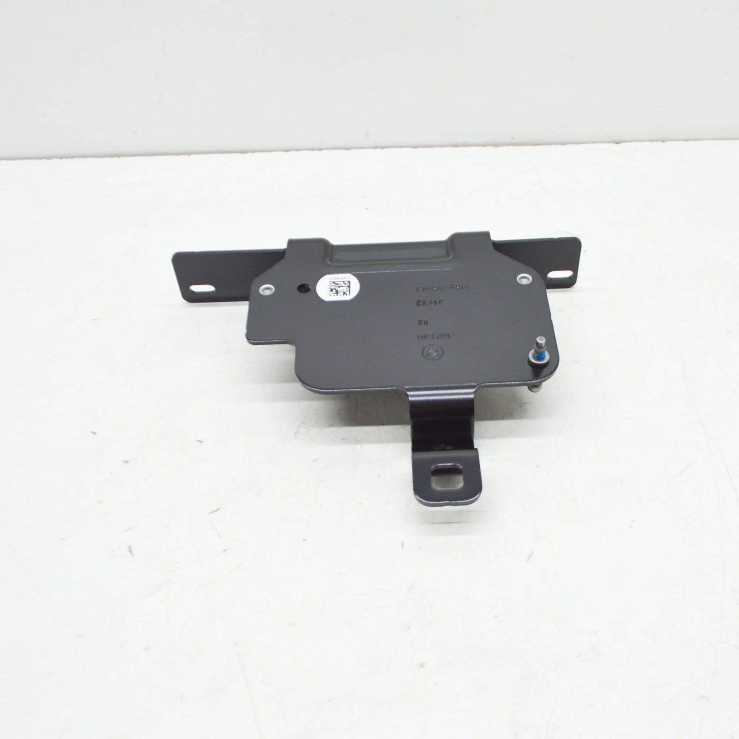 NEW BMW 5 G30 FRONT RADAR SENSOR BRACKET 66316873401 ORIGINAL