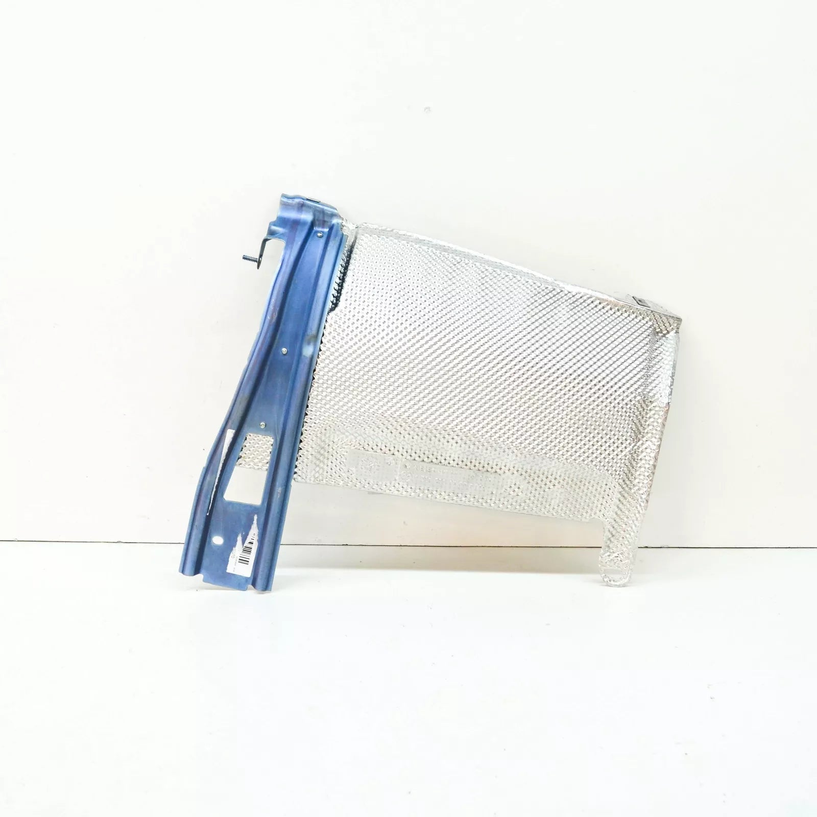 NEW MERCEDES-BENZ C W204 RIGHT MAIN MUFFLER HEAT PROTECTION A2046800222