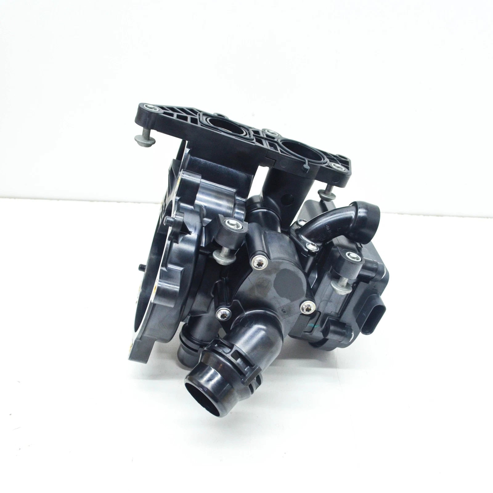 NEW AUDI A1 SPORTBACK GBA ENGINE COOLING THERMOSTAT 06L121111P ORIGINAL