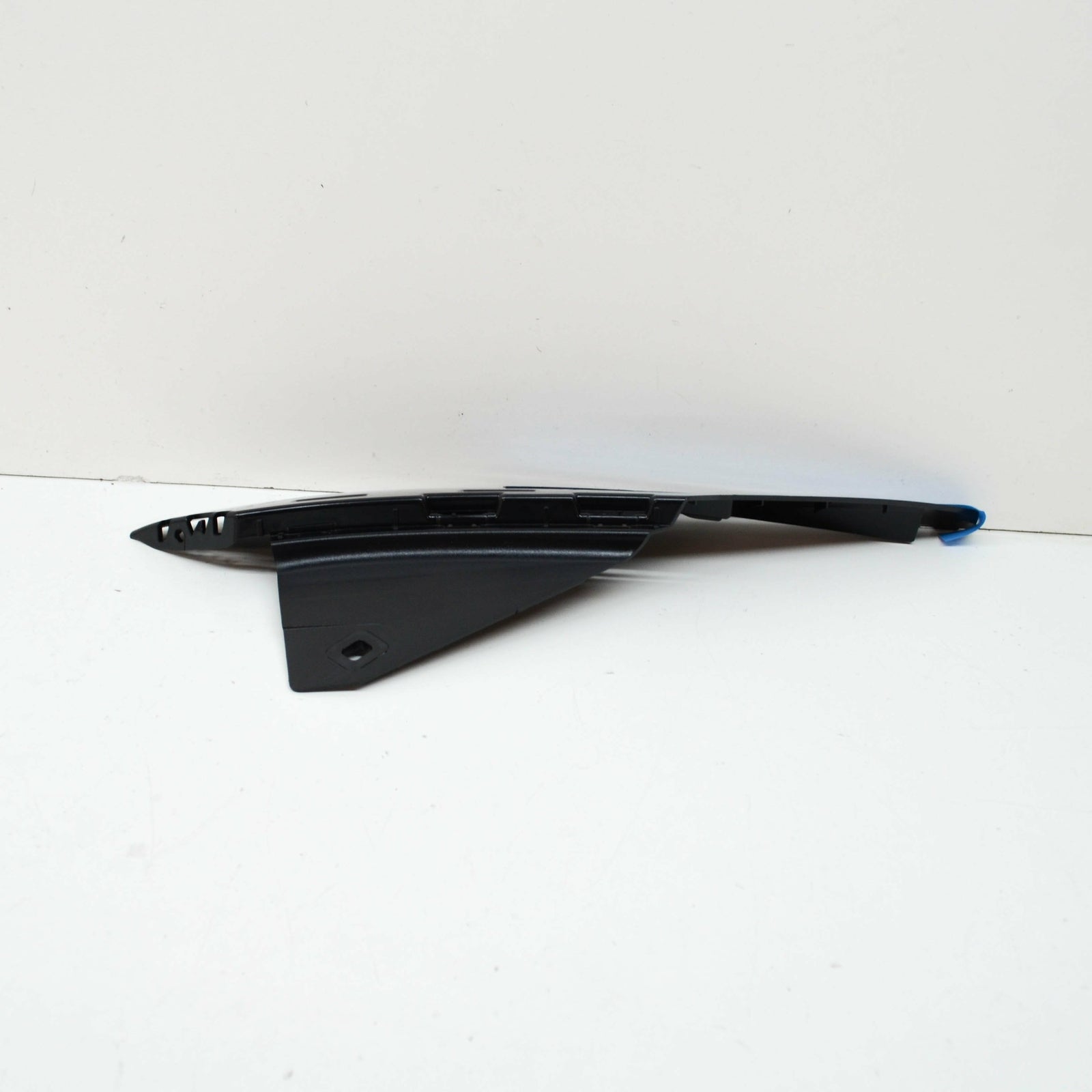 NEW MERCEDES-BENZ CLA COUPE C118 FRONT LEFT BUMPER BRACKET A1188854900 ORIGINAL