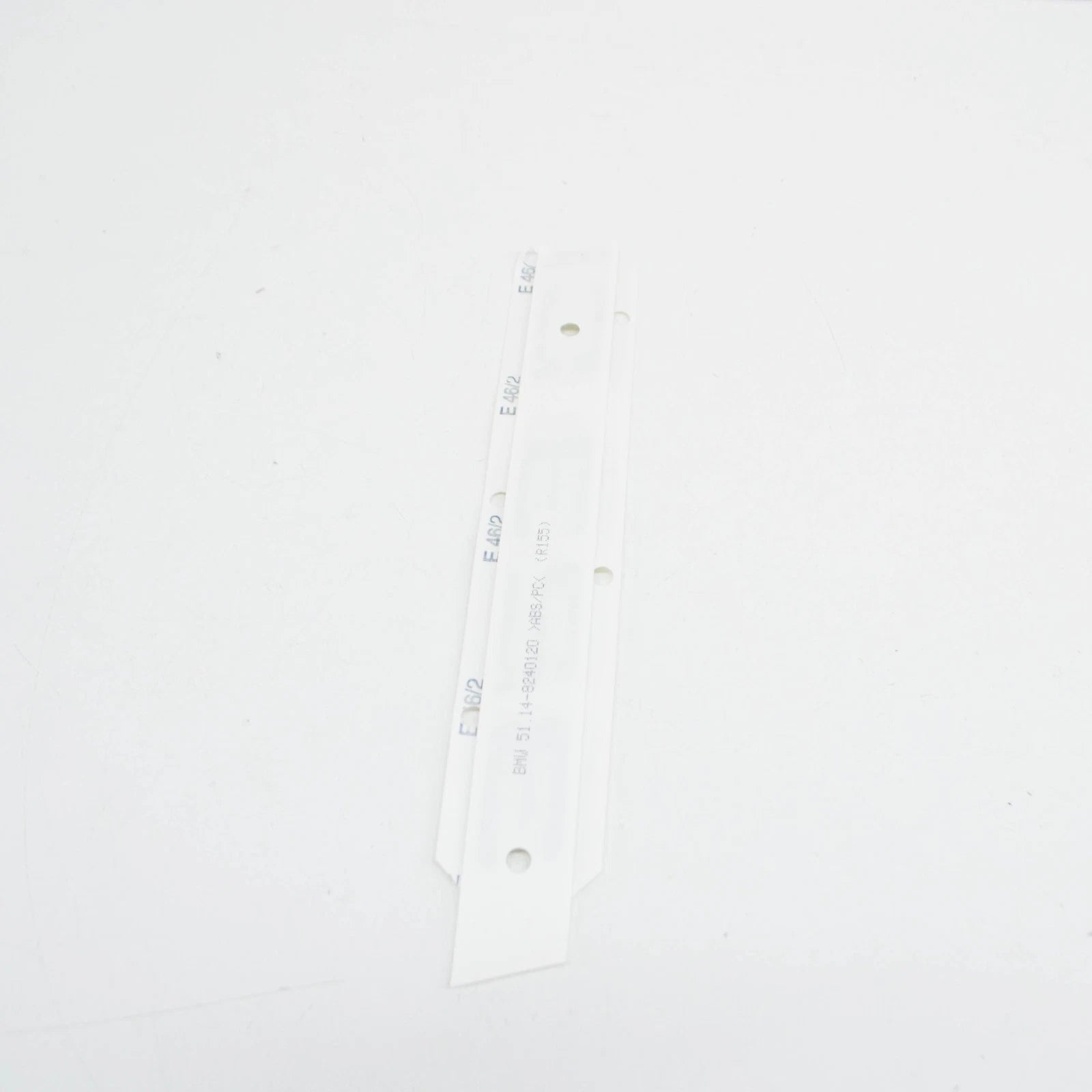 NEW BMW E46 COUPE TRUNK LID 323CI EMBLEM BADGE LOGO SIGN 8240120 51148240120