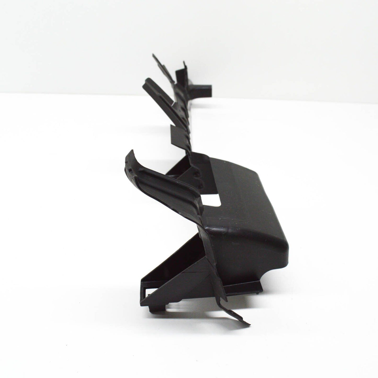 NEW VW GOLF GTI MK7 FRONT RIGHT SIDE RADIATOR AIR BAFFLE 5G0121284G ORIGINAL