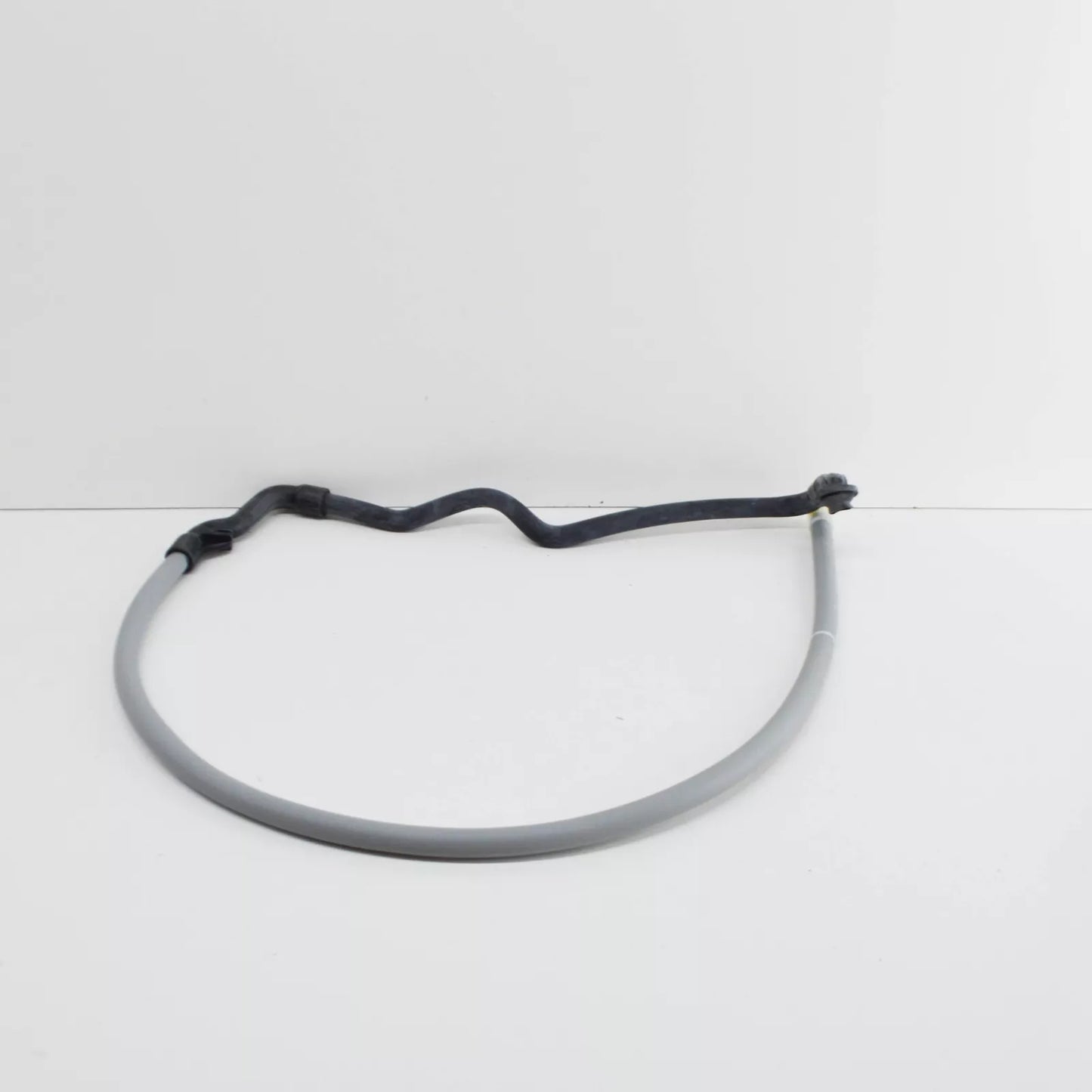 NEW AUDI Q7 4L FRONT RIGHT WATER DRAINAGE HOSE 4L0877202A ORIGINAL