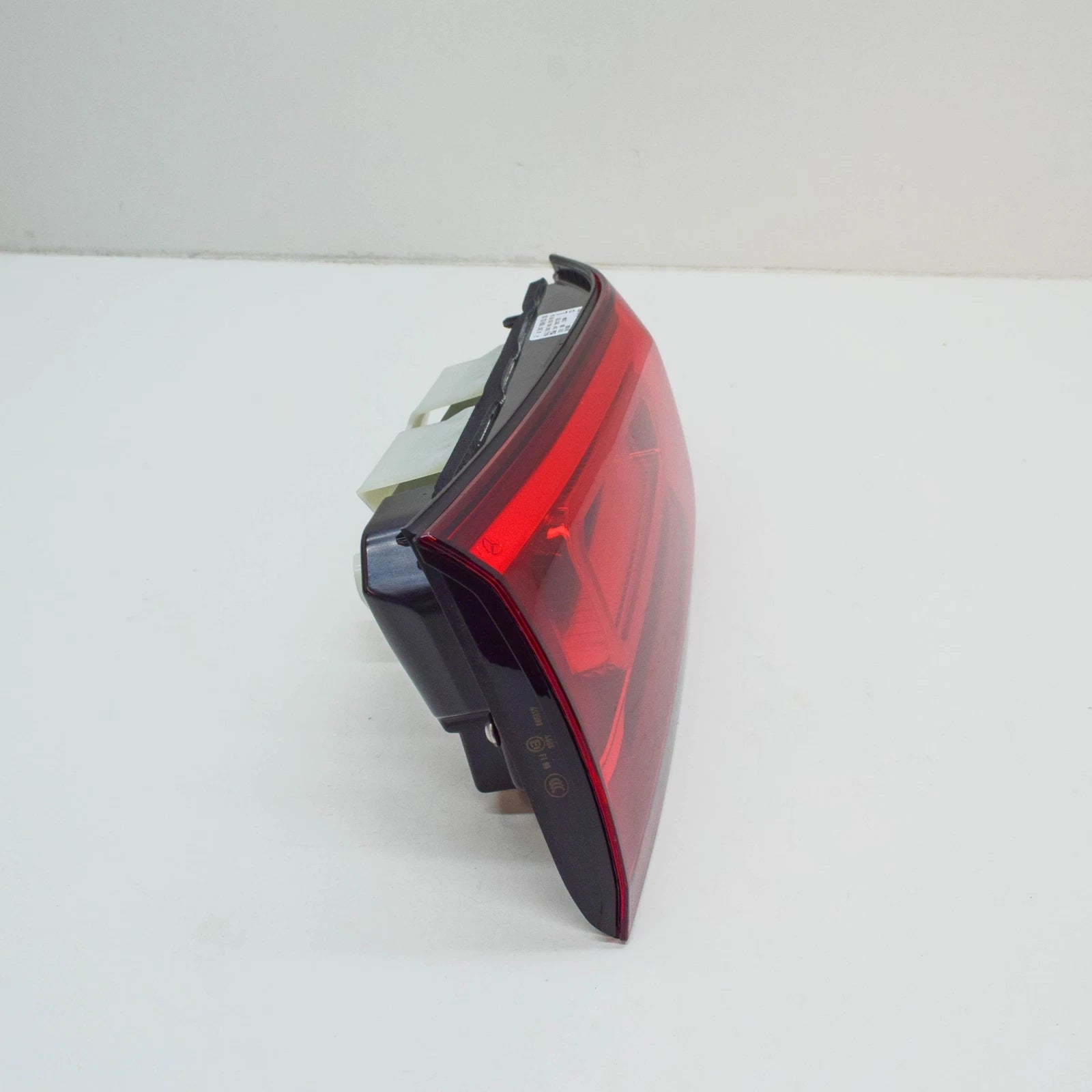 NEW MERCEDES-BENZ GLB X247 REAR LEFT SIDE INNER TAILLIGHT A2479065300 ORIGINAL